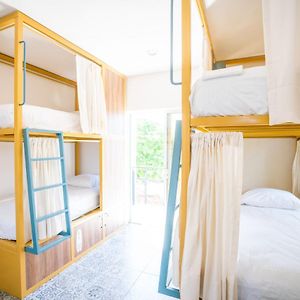 Dormitory Room Mixed